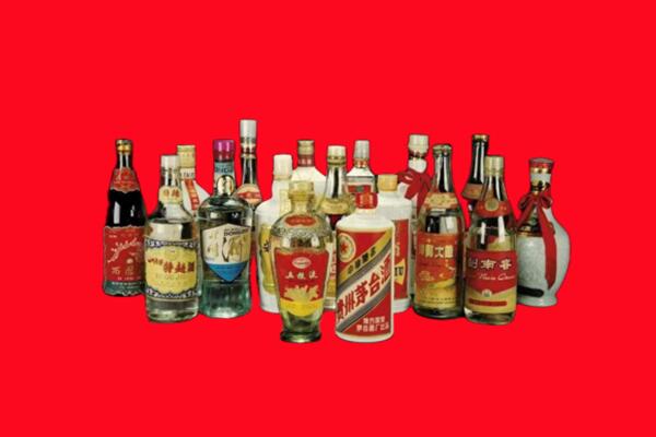 驻马店回收十八老酒.jpg